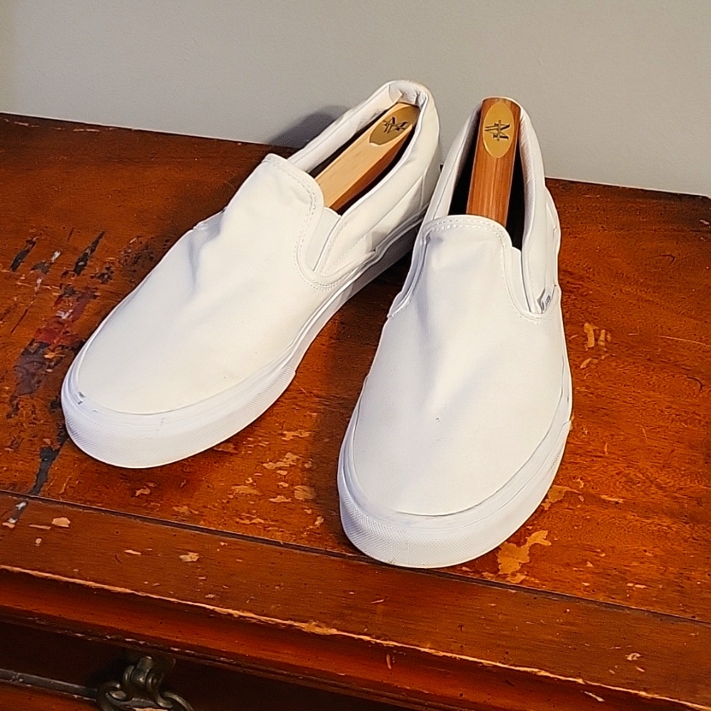 White Vans canvas slip-ons